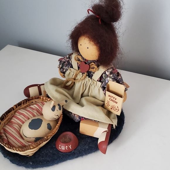 Lizzie High Handmade Wood Doll Figurine 1989 - Picture 6 of 7